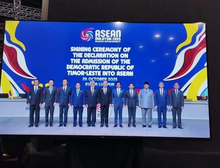 Momen Diplomasi ASEAN: Sambutan Hangat PM Anwar untuk Presiden Prabowo