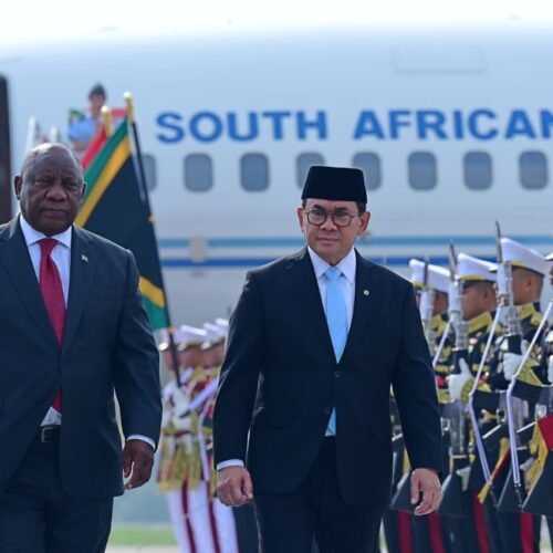 Presiden Afrika Selatan Matamela Cyril Ramaphosa Tiba di Jakarta untuk Kunjungan Kenegaraan