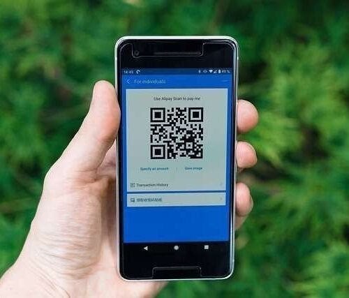 Dorong Inklusi Ekonomi Digital Indonesia Denna QRIS Lintas Negara