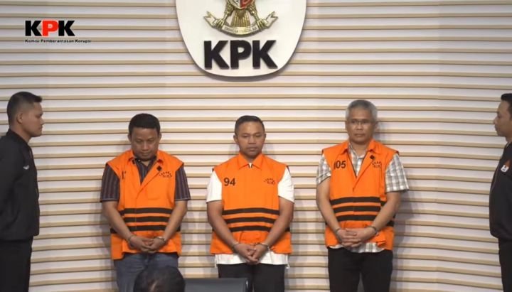 Gubernur Riau Abdul Wahid Sembunyi di Kafe saat OTT KPK